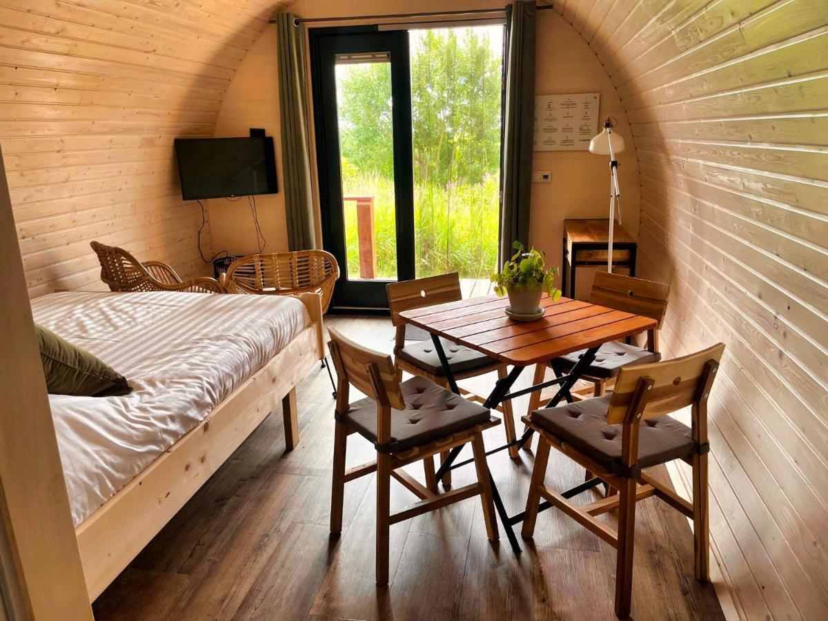 Pod Hotelkamer Aan Het Water 多克姆 外观 照片